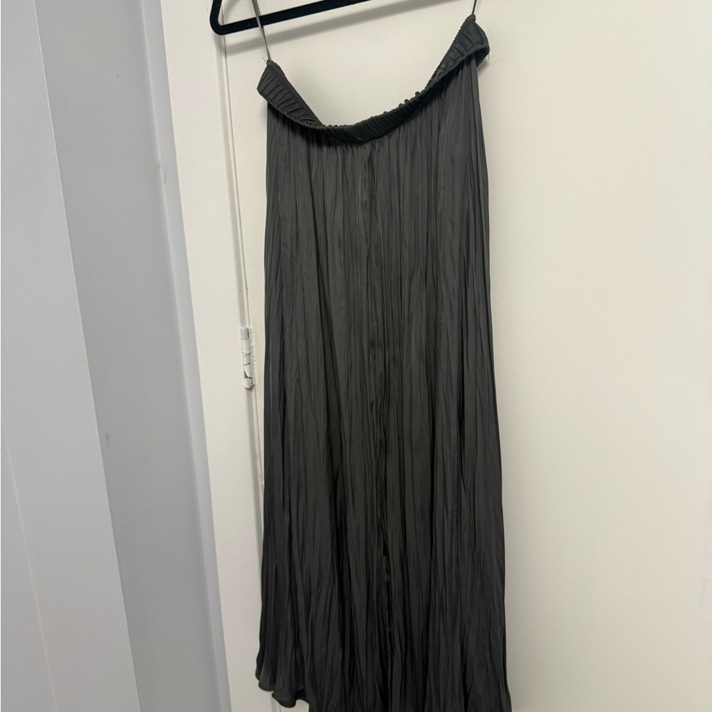 Zara Elegant Gray Pleated Skirt